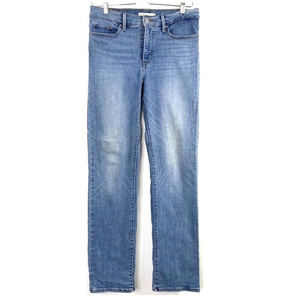 LEVI’S 314 Shaping Straight High Rise Jeans in Light Washed - Picture 2 of 9